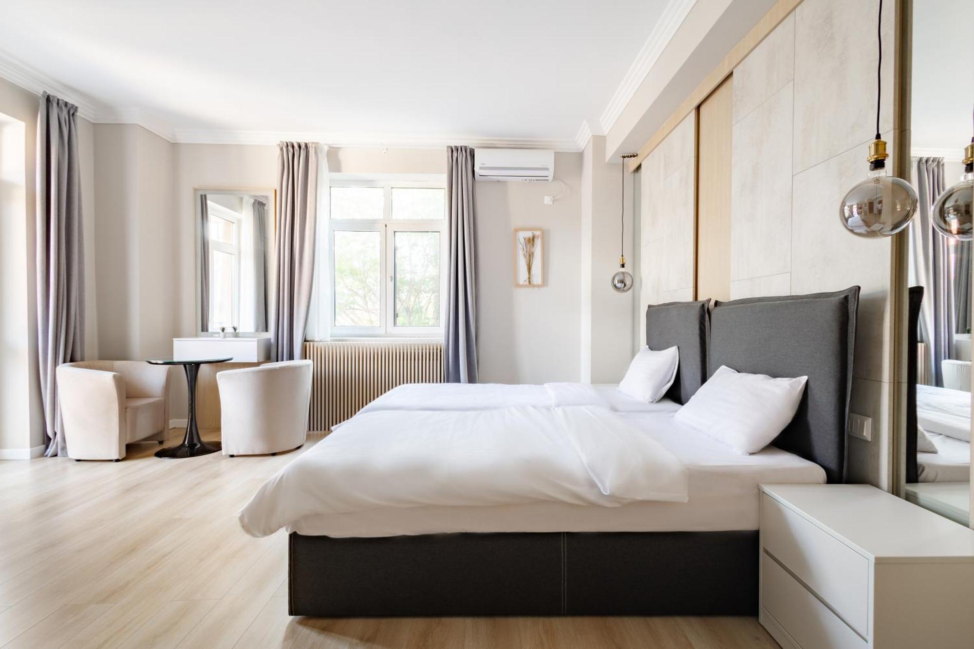 Piccolo Mondo By Citybookings Bucureşti Ngoại thất bức ảnh