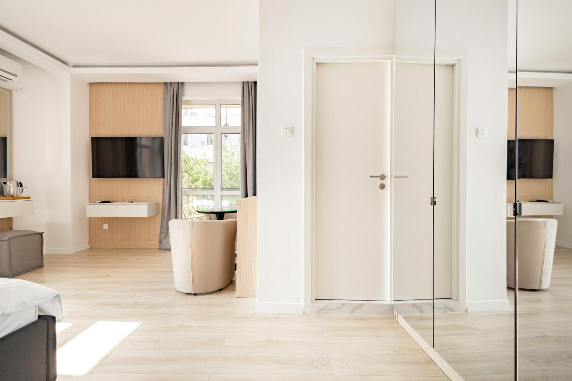 Piccolo Mondo By Citybookings Bucureşti Ngoại thất bức ảnh