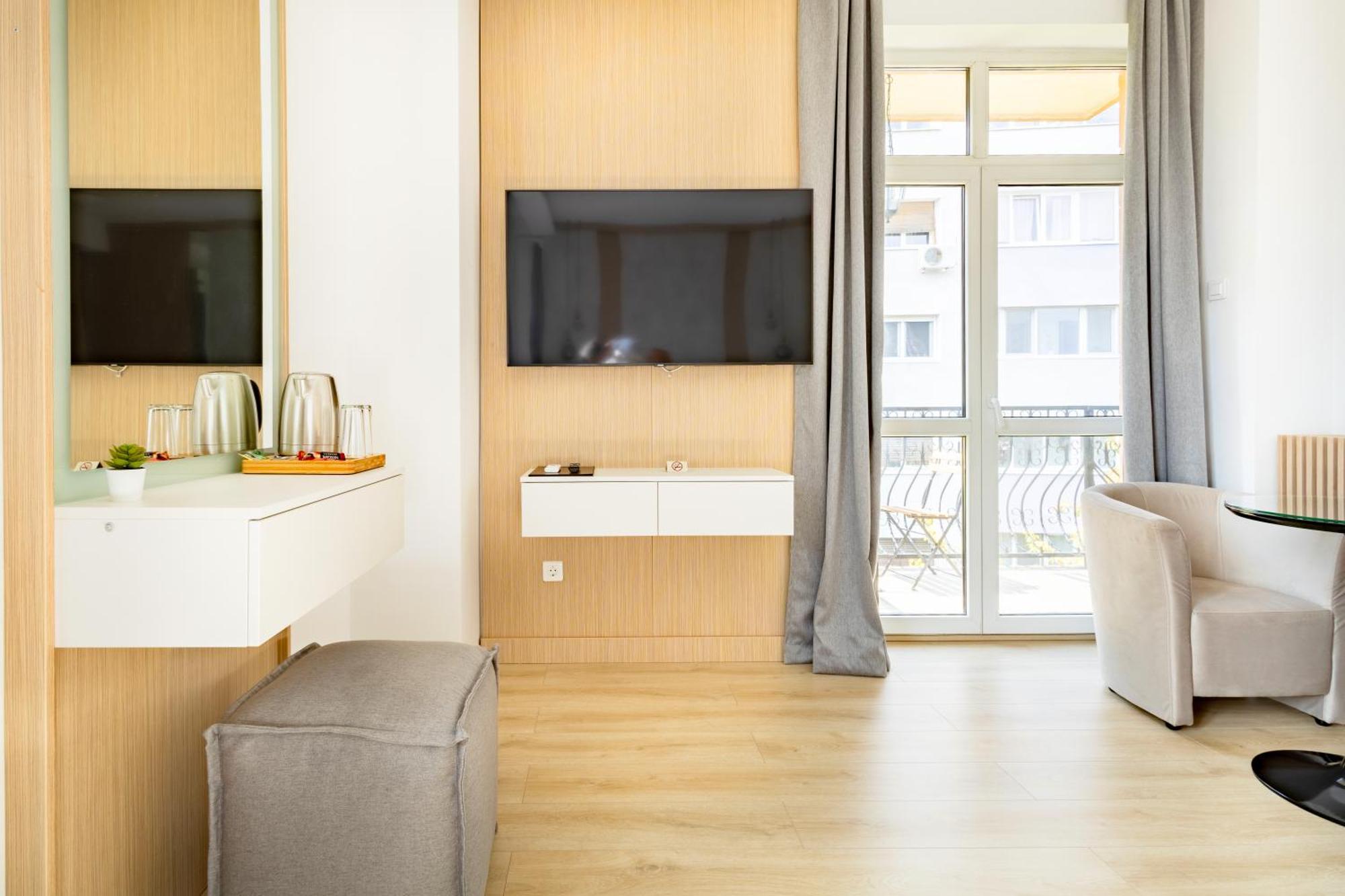 Piccolo Mondo By Citybookings Bucureşti Ngoại thất bức ảnh