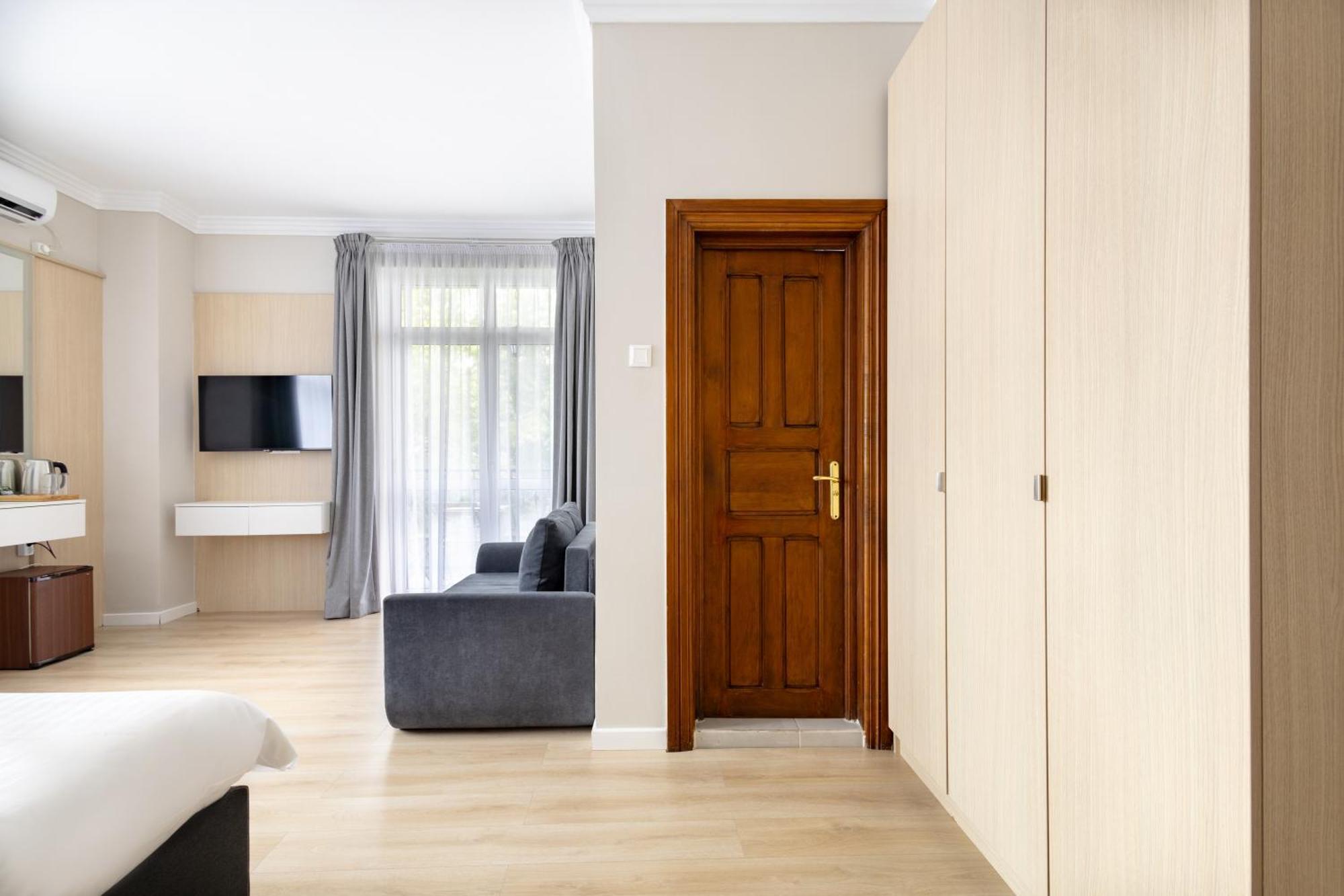 Piccolo Mondo By Citybookings Bucureşti Phòng bức ảnh